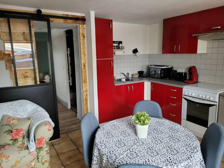 La Jolie Parenthese Apartment Longevilles-Mont-d'Or ภายนอก รูปภาพ